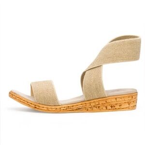 Charleston Shoe Company 8 low wedge sandals